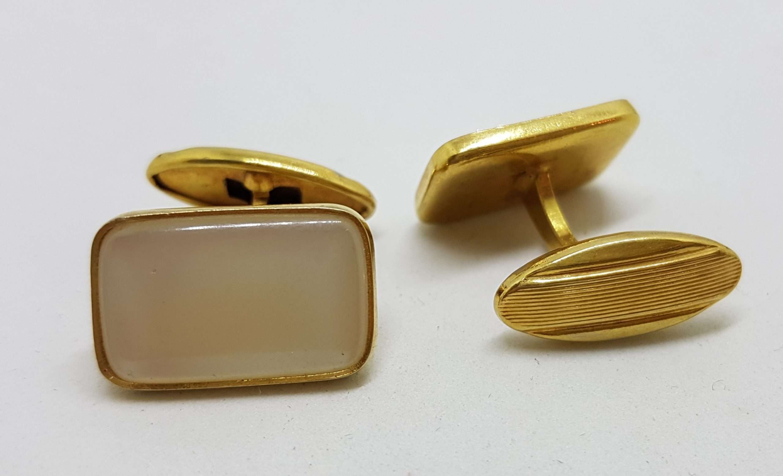 20200901_210814 Vintage Costume Gold Plated Cufflinks - Rectangular - White