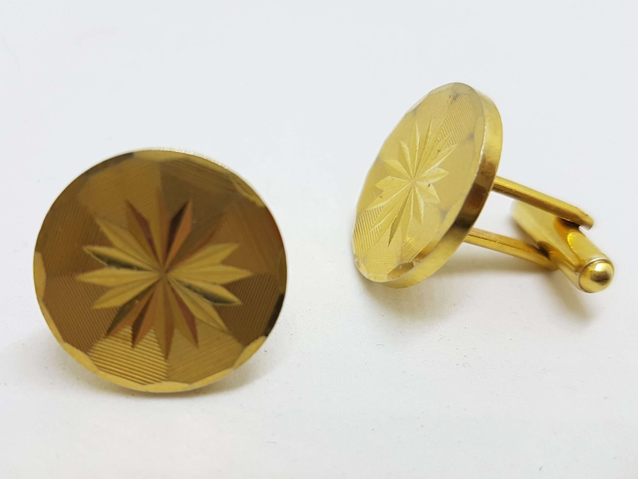 20200901_212407 Vintage Costume Gold Plated Cufflinks - Round - Patterned