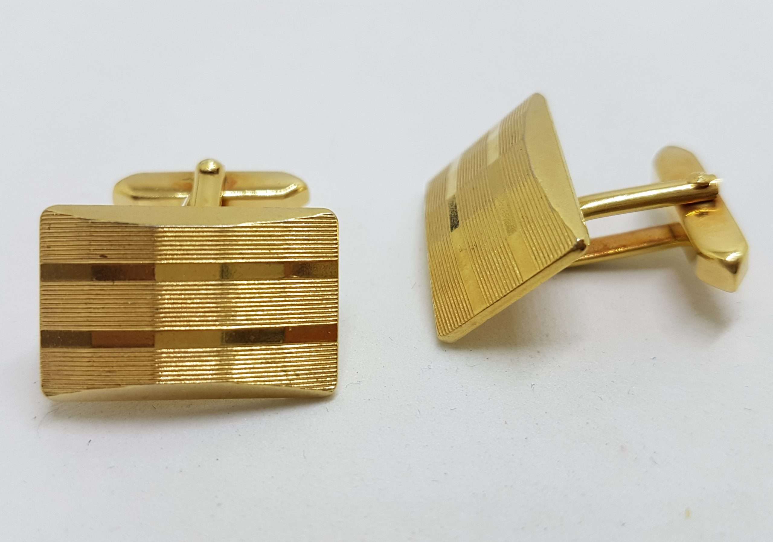 20200901_212854 Vintage Costume Gold Plated Cufflinks - Rectangular - Line Pattern