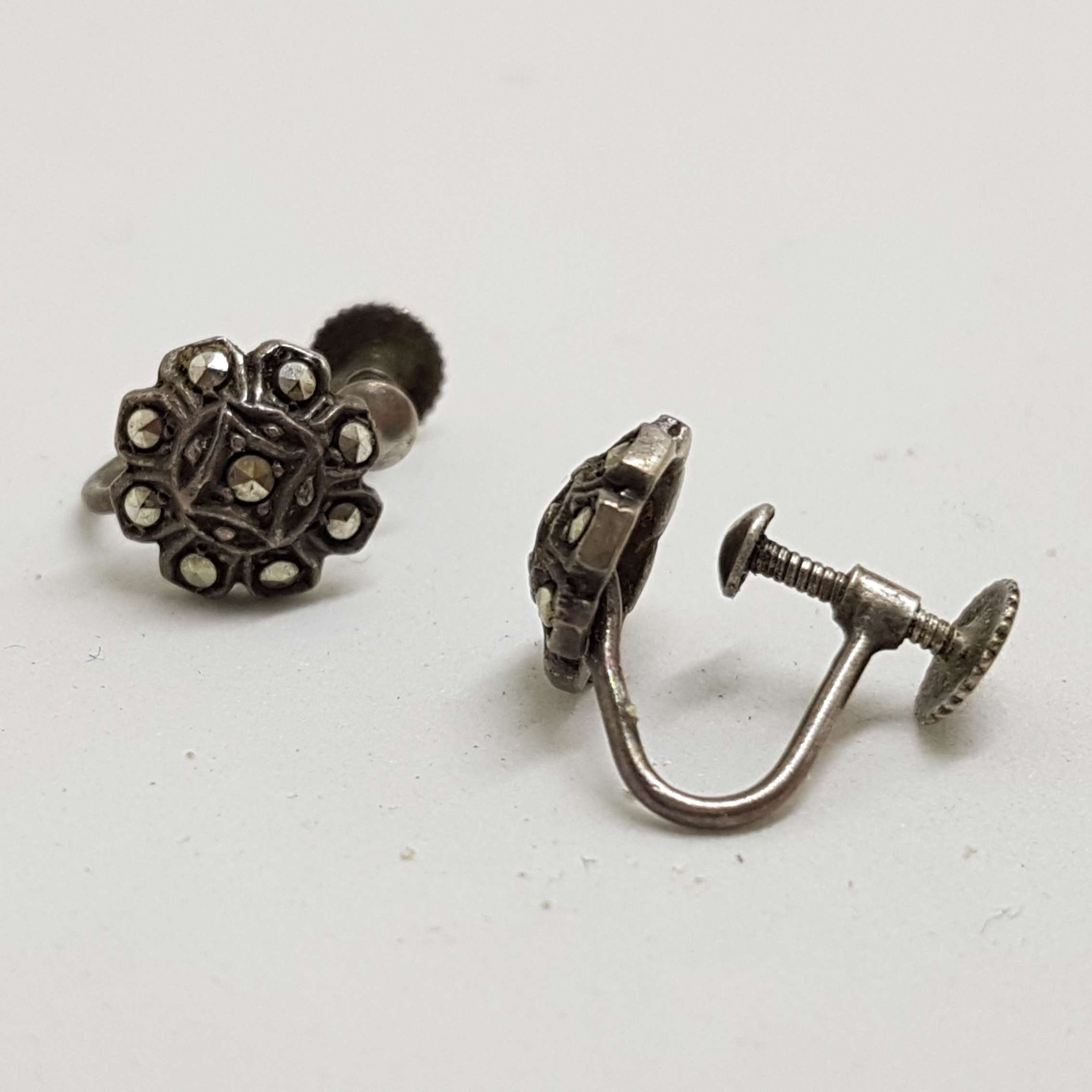 Sterling Silver Vintage Marcasite Screw-On Earrings - Round
