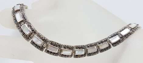 Sterling Silver Marcasite and Mother of Pearl Collier Chain / Necklace