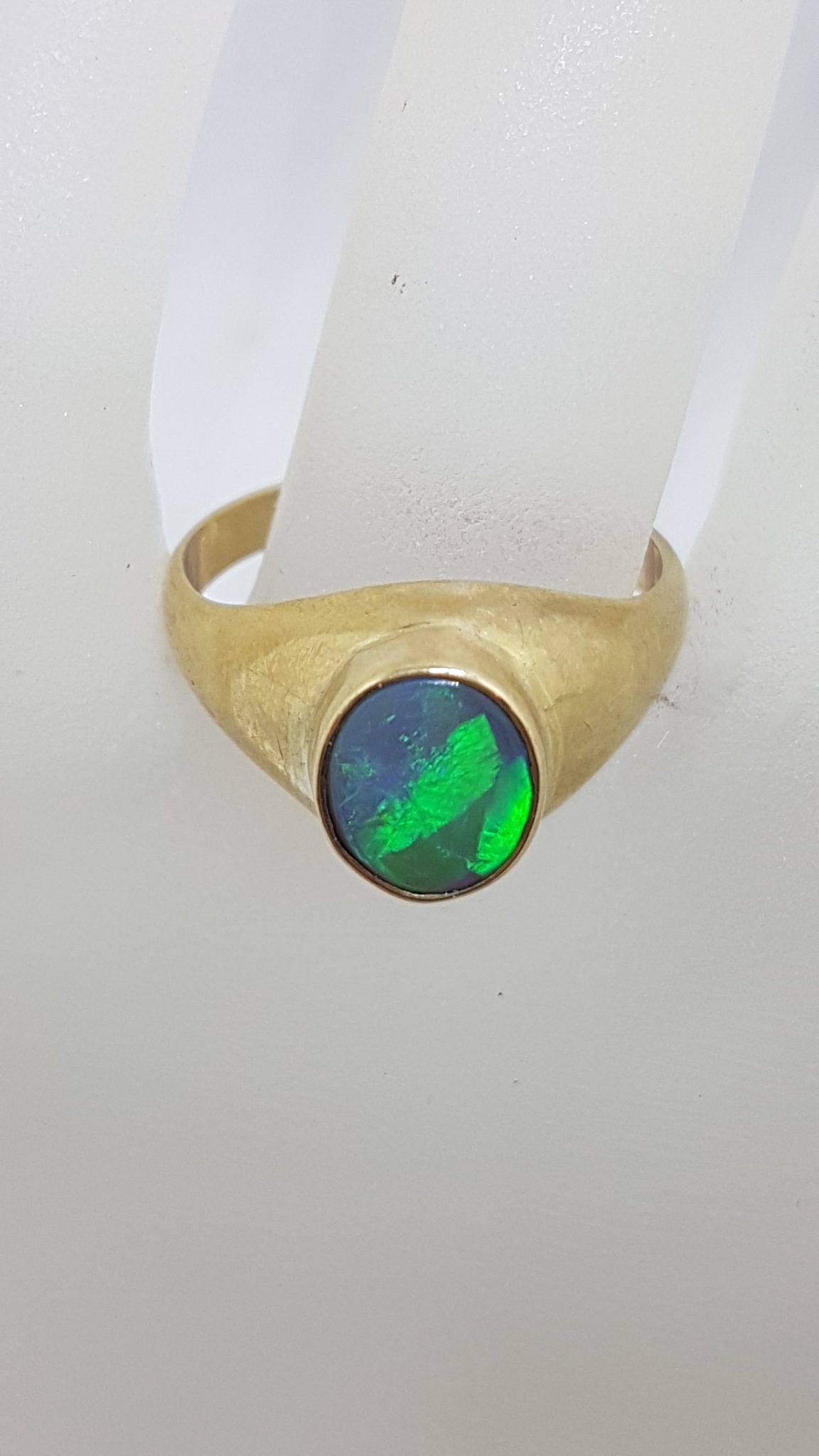 9ct Yellow Gold Large Oval Opal Gents Ring - Antique / Vintage