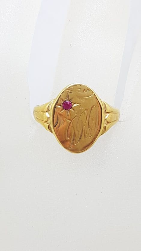 9ct Yellow Gold Oval Gents Signet Ring with Engraving & Red Stone - Antique / Vintage