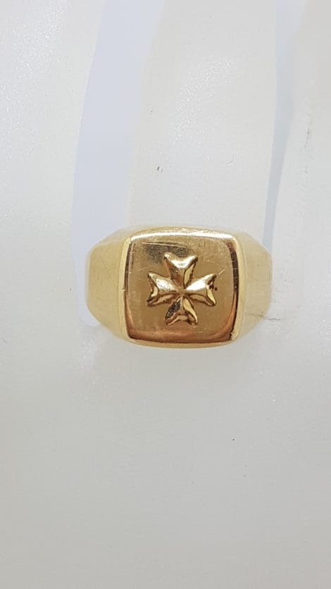 18ct Yellow Gold Maltese Cross Ring - Ladies / Gents