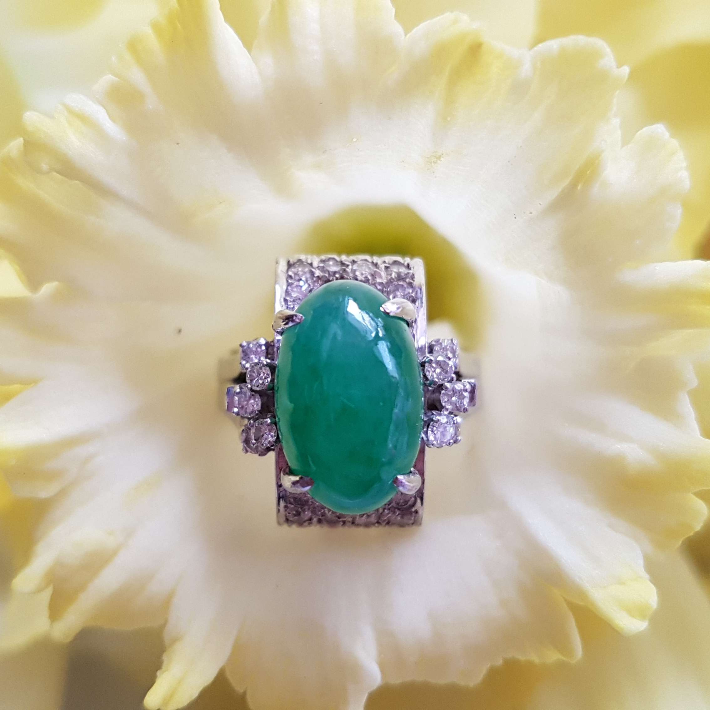 20200913_134415 18ct White Gold Large Oval Jade and Diamond Cluster Ring - Art Deco / Antique