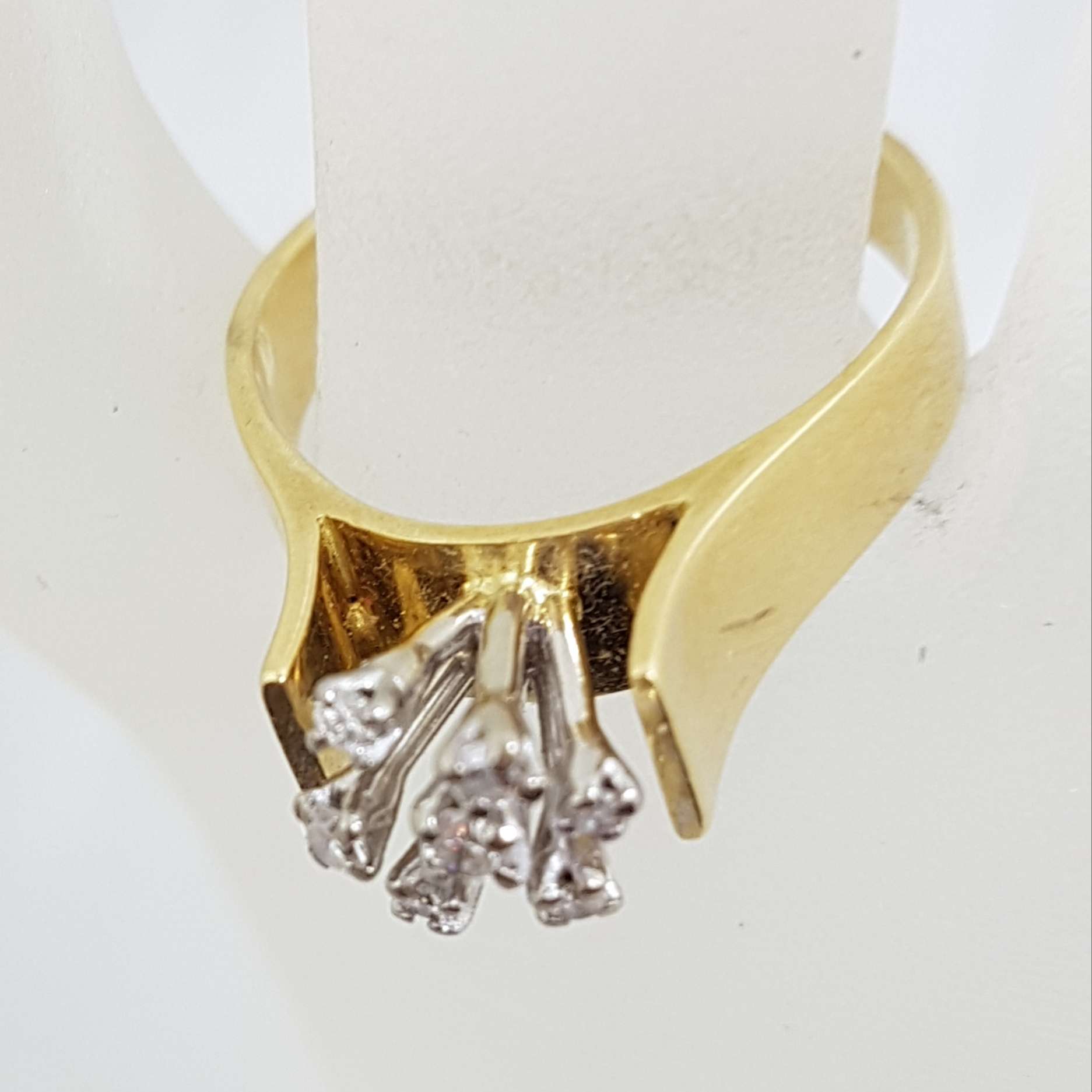 18ct Yellow Gold & Platinum Diamond Cluster Engagement Ring