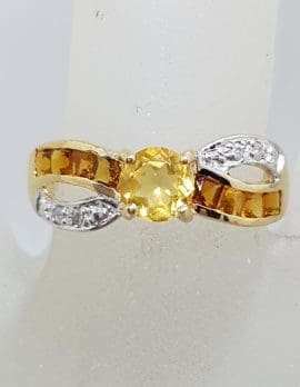 9ct Yellow Gold Channel Set Citrine and Diamond Twist Ring