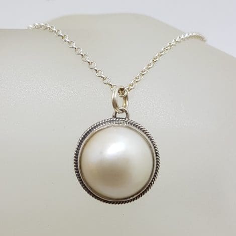 Sterling Silver Round Mabe Pearl Pendant on Silver Chain
