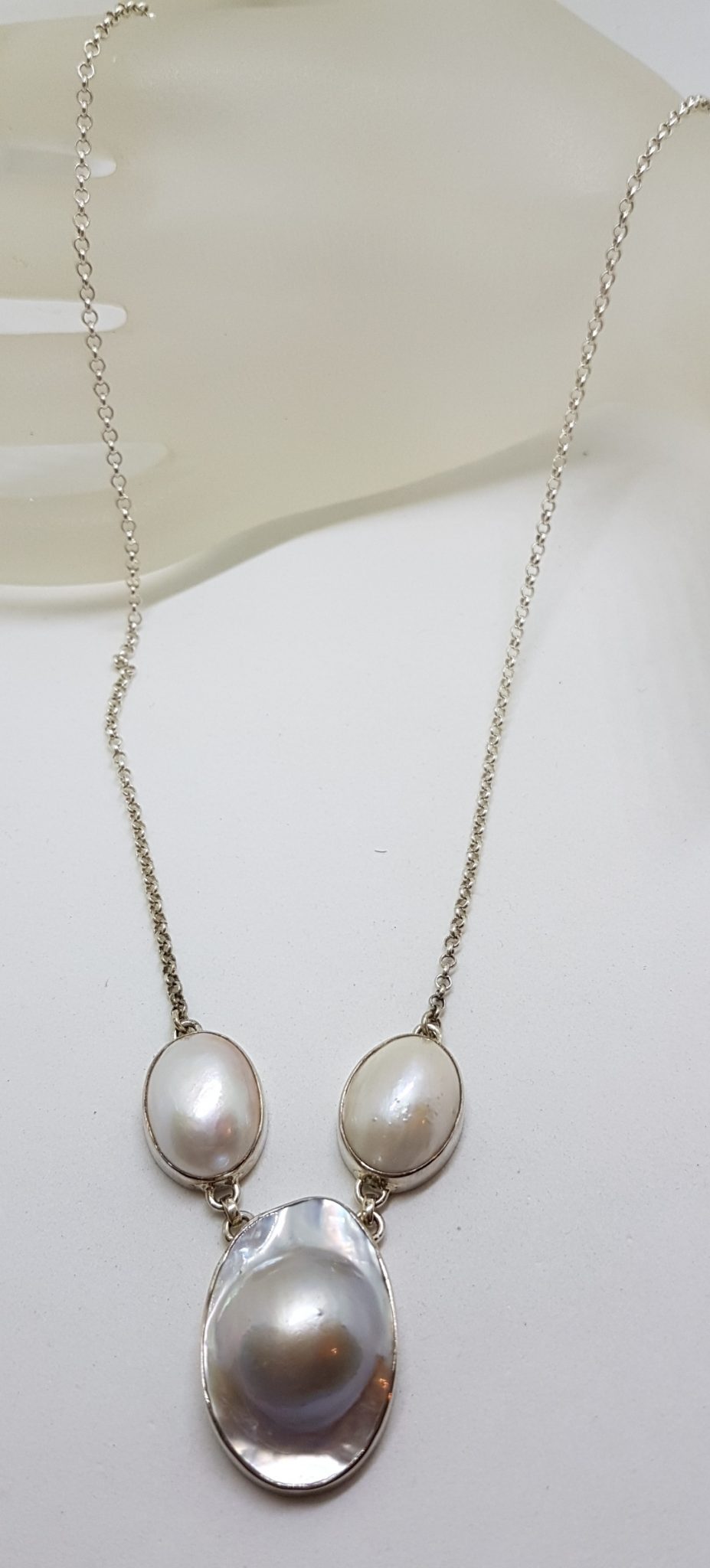 Sterling Silver Oval Mabe Pearl Necklace / Chain