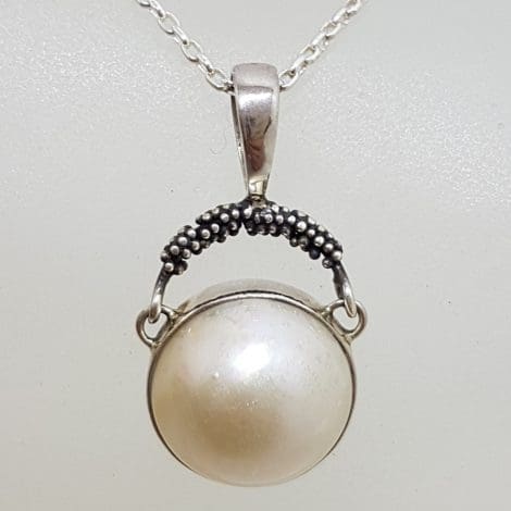 Sterling Silver Round Mabe Pearl Drop Pendant on Silver Chain