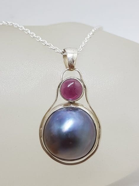 Sterling Silver Blue / Black Round Mabe Pearl with Pink Tourmaline Pendant on Silver Chain