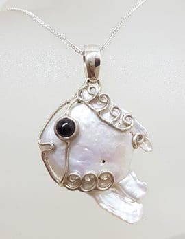 Sterling Silver Blister Pearl with Onyx Ornate Fish Pendant on Silver Chain