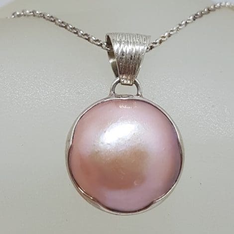 Sterling Silver Round Pink Mabe Pearl Wave Design on Sides Pendant on Silver Chain