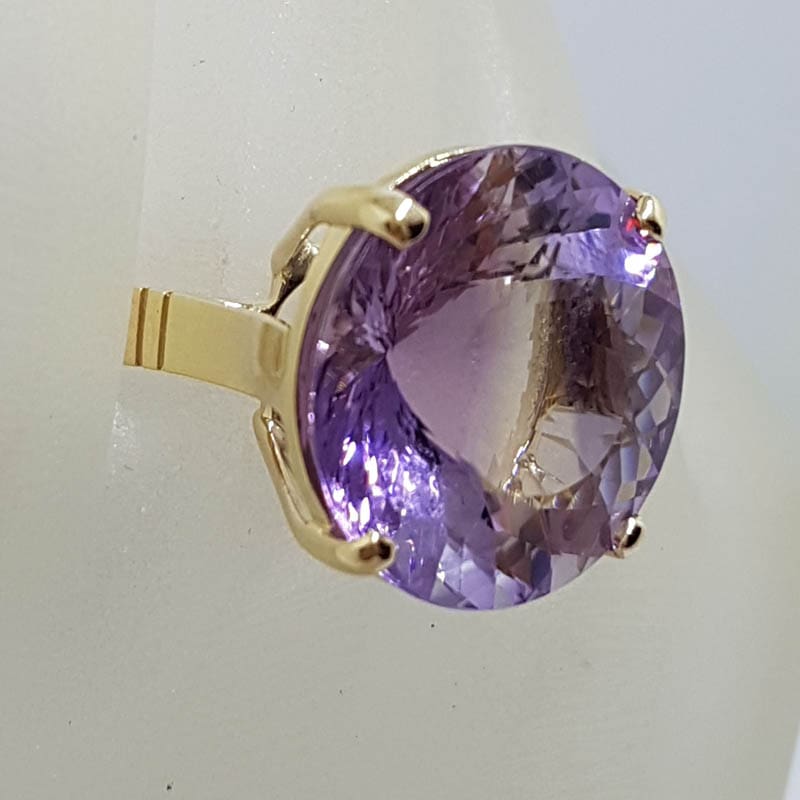 20201030_140311 9ct Yellow Gold Large Round Claw Set Amethyst Cocktail Ring