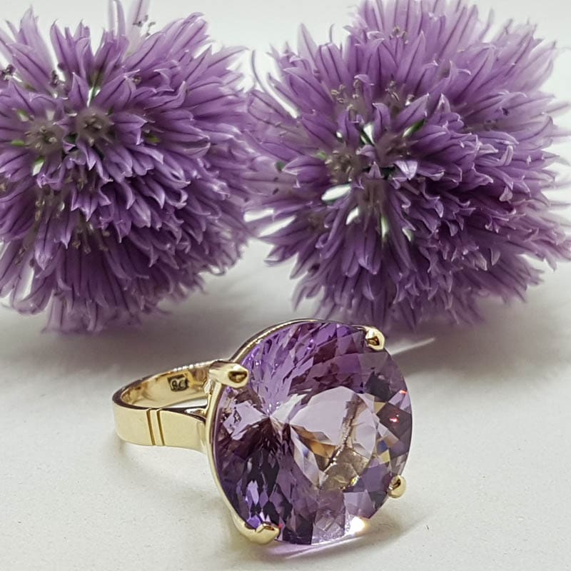 20201030_140456 9ct Yellow Gold Large Round Claw Set Amethyst Cocktail Ring