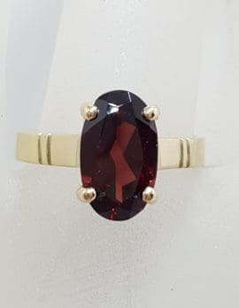9ct Yellow Gold Oval Claw Set Elongated Garnet Ring