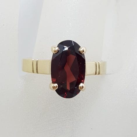 9ct Yellow Gold Oval Claw Set Elongated Garnet Ring