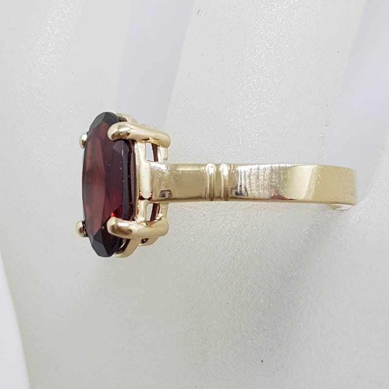 9ct Yellow Gold Oval Claw Set Elongated Garnet Ring