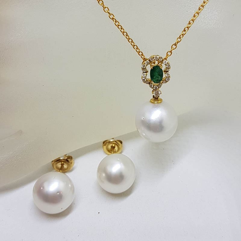 18ct Gold Emerald, South Sea Pearl and Diamond Drop Pendant on 9ct Chain