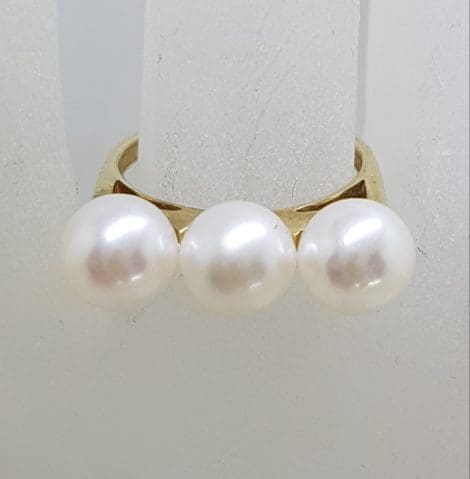 9ct Yellow Gold Unique Three Pearl / Trilogy Pearl Ring