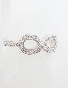 9ct White Gold Diamond Infinity Symbol Ring