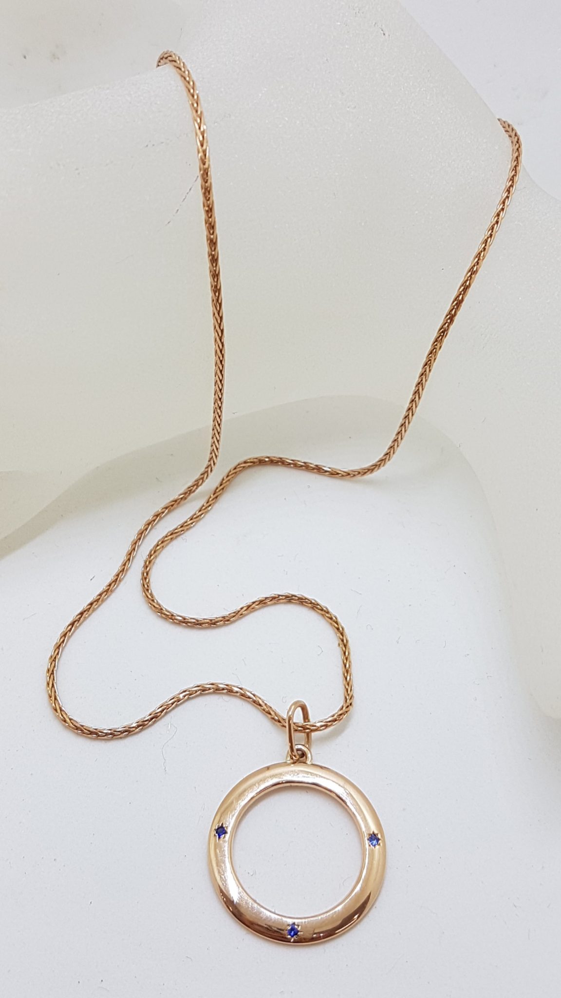 20201129_131234 (1) 9ct Rose Gold Blue Sapphire Circle of Life Round Pendant on Gold Chain