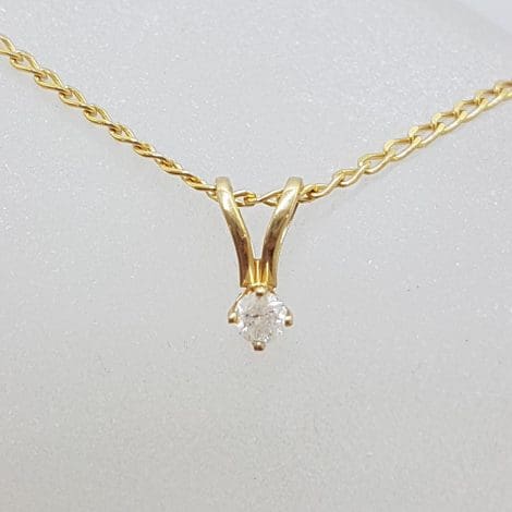 9ct Yellow Gold Dainty Diamond Solitaire Pendant on Gold Chain
