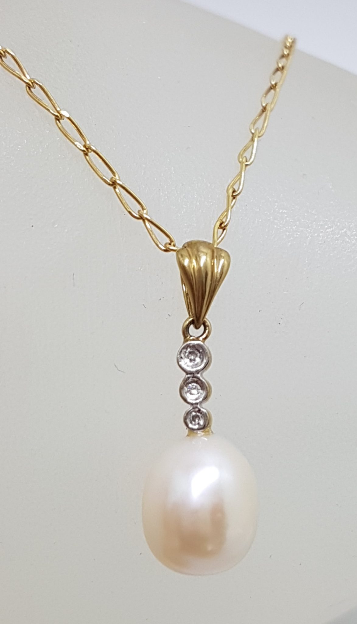 9ct Yellow Gold Pearl Drop on Diamond Line Pendant on Gold Chain