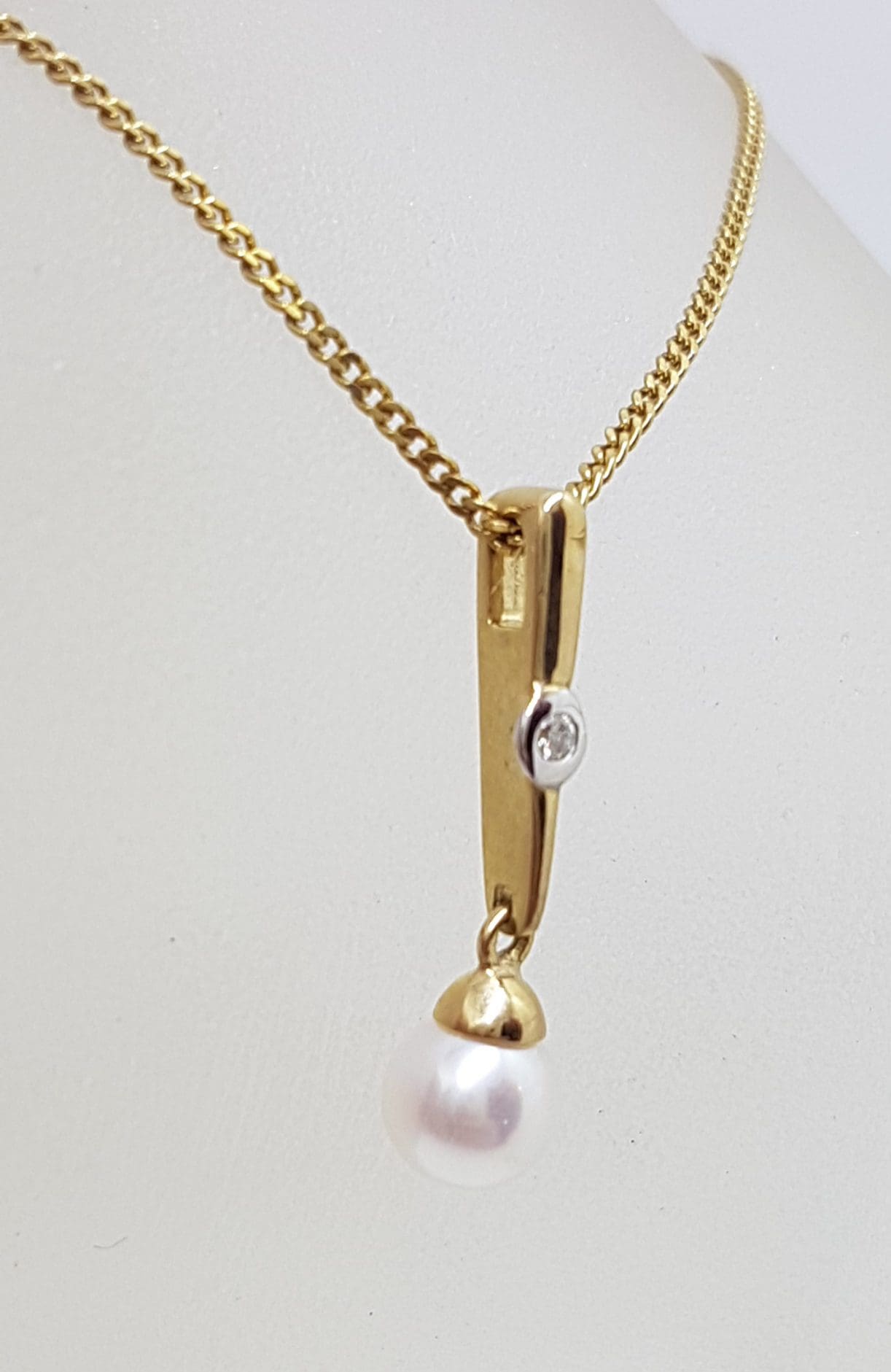 20201023_131446 9ct Yellow Gold Pearl Drop on Diamond Line Pendant on Gold Chain