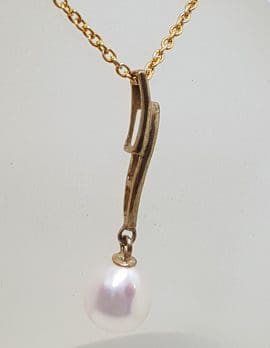 9ct Yellow Gold Pearl Long Drop Pendant on Gold Chain