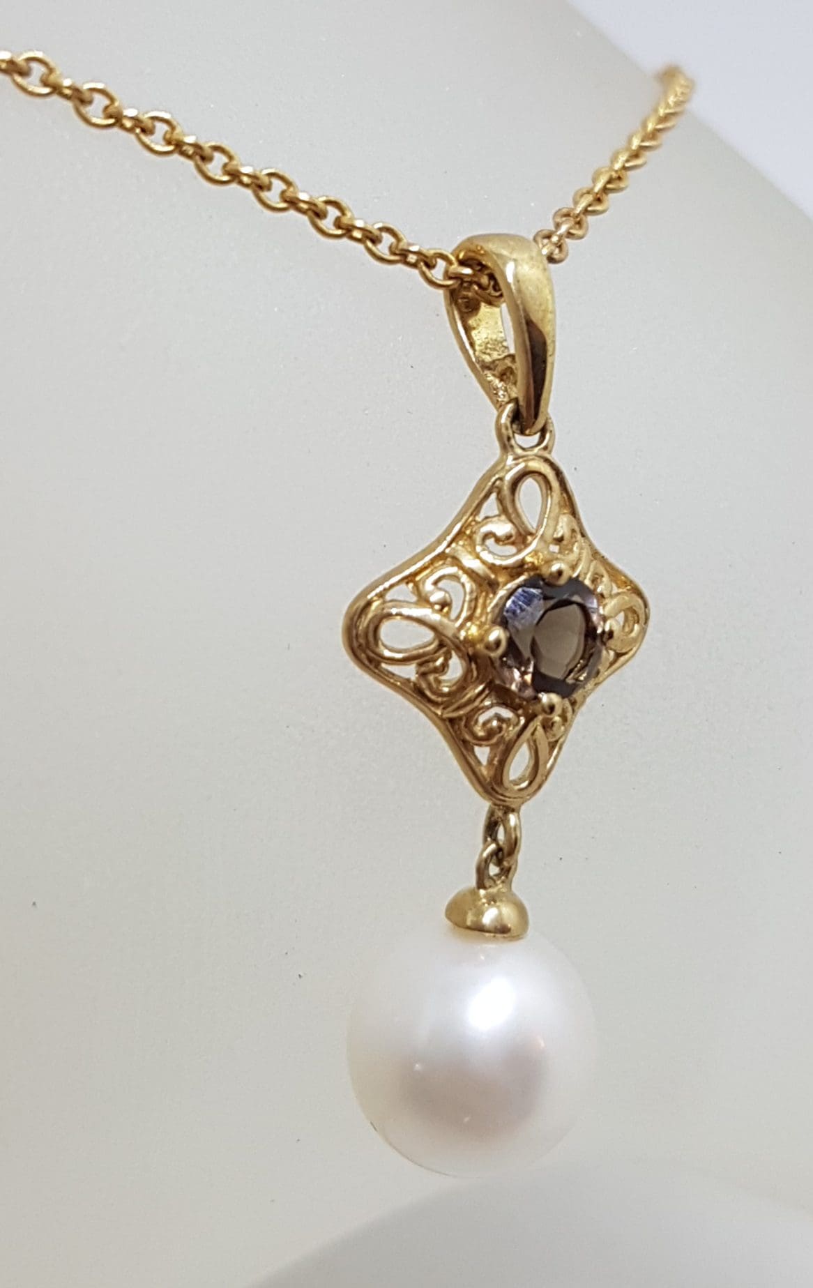 9ct Yellow Gold Pearl & Smokey Quartz Ornate Filigree Pendant on Gold Chain