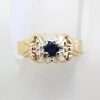 18ct Yellow Gold Natural Sapphire in Ornate Setting Ring - Antique / Vintage