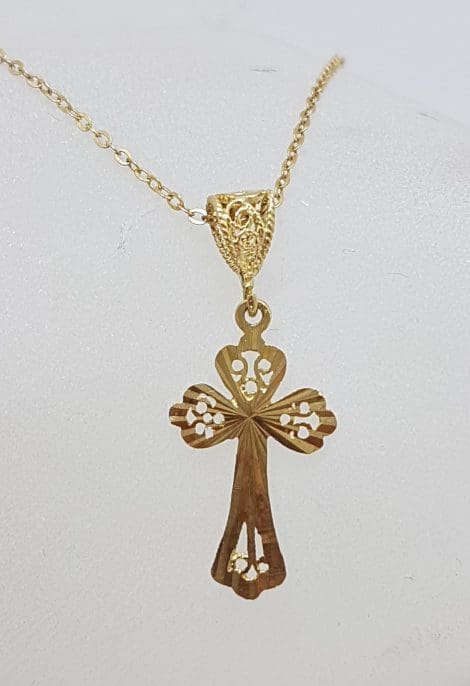 9ct Yellow Gold Ornate Filigree Cross / Crucifix Pendant on Gold Chain