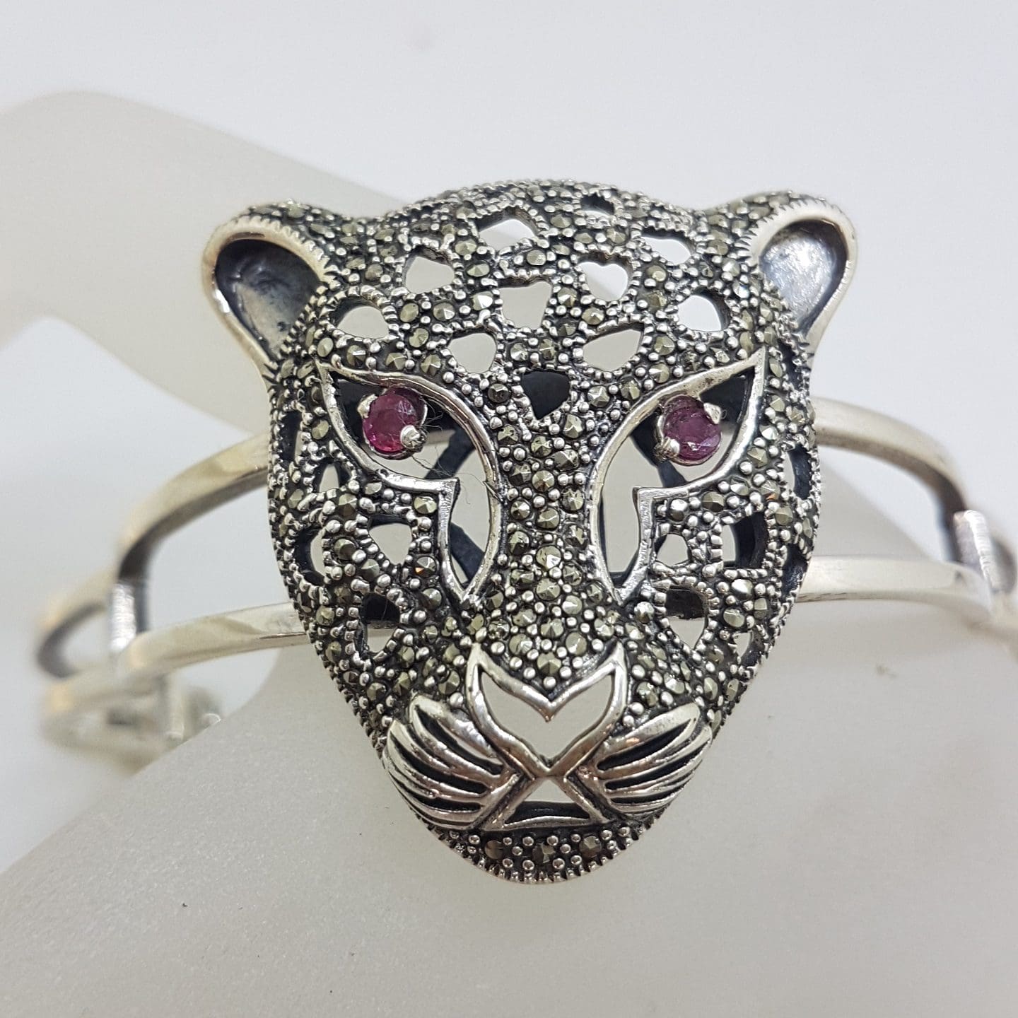 20210111_204429 Sterling Silver Very Large Natural Ruby with Marcasite Panther / Cat / Puma Head Hinged Bangle
