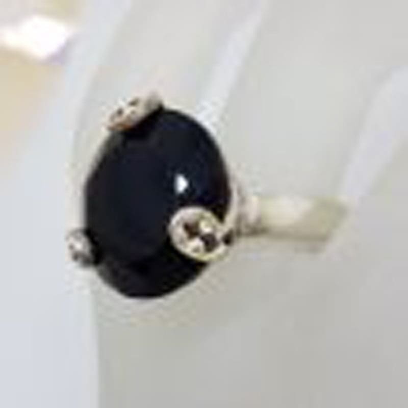 Sterling Silver Large Round Black Onyx Ornate Claw Set Ring