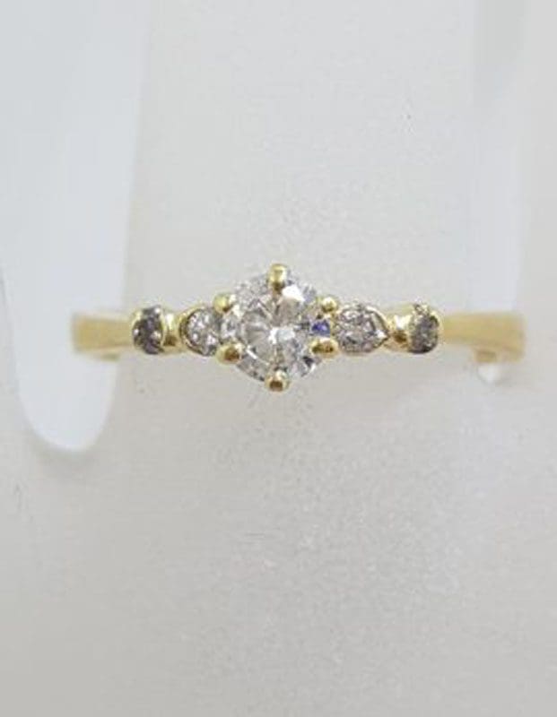 18ct Yellow Gold 5 Diamond Claw Set Engagement / Dress Ring