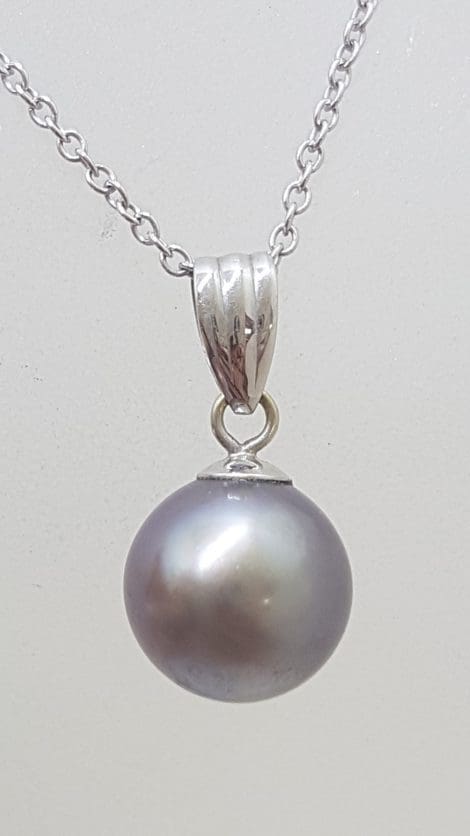 9ct White Gold Round Tahitian Pearl Silver Grey Pendant on Gold Chain