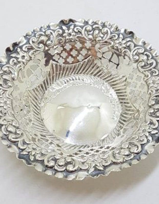 Sterling Silver Ornate Open Design Round Pin Dish - Hallmarked Chester 1898 - Antique / Vintage