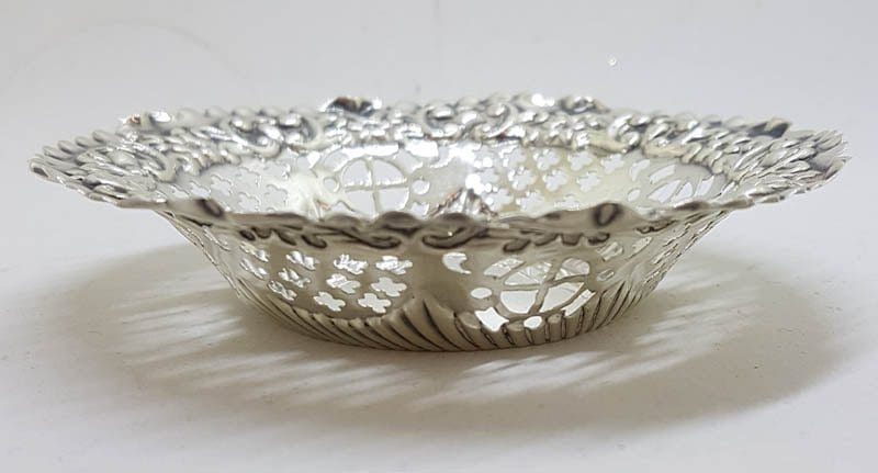 20210517_194628 Sterling Silver Ornate Open Design Round Pin Dish - Hallmarked Chester 1898 - Antique / Vintage