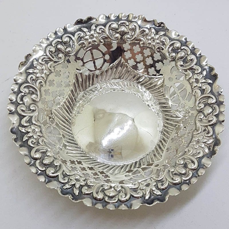 20210517_194645 Sterling Silver Ornate Open Design Round Pin Dish - Hallmarked Chester 1898 - Antique / Vintage