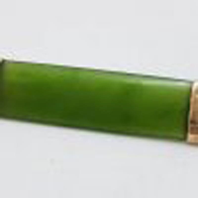 9ct Yellow Gold Elongated Ornate Design New Zealand Green Stone Jade Bar Brooch - Antique / Vintage