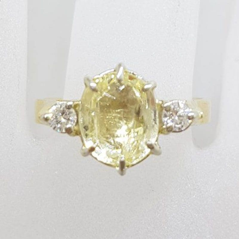 18ct Yellow Gold Oval Citrine with 2 Diamonds High Set Trilogy Ring - Antique / Vintage