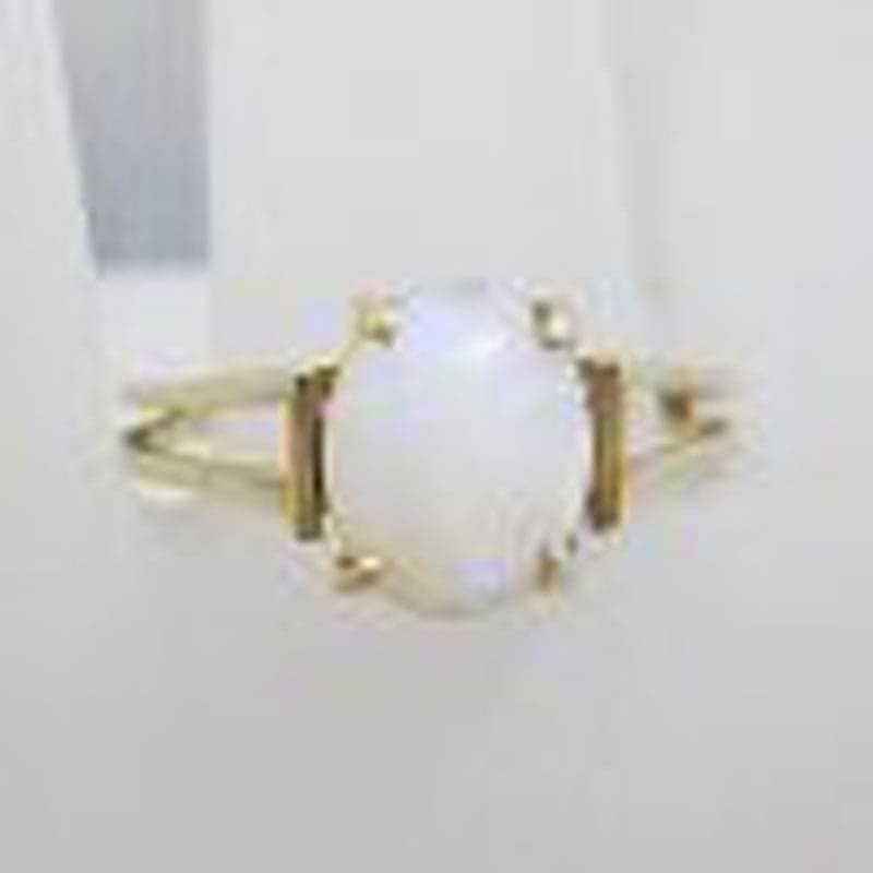 9ct Yellow Gold Oval Solid Opal in Open Band Style Setting - Antique / Vintage