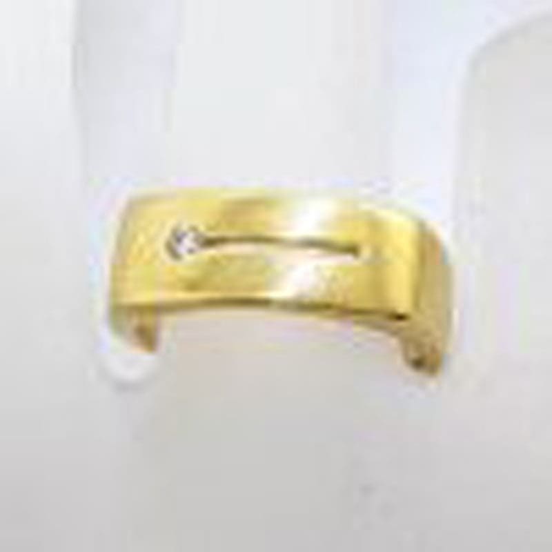 9ct Yellow Gold Wide Diamond Solitaire Rectangular Set Gents Ring