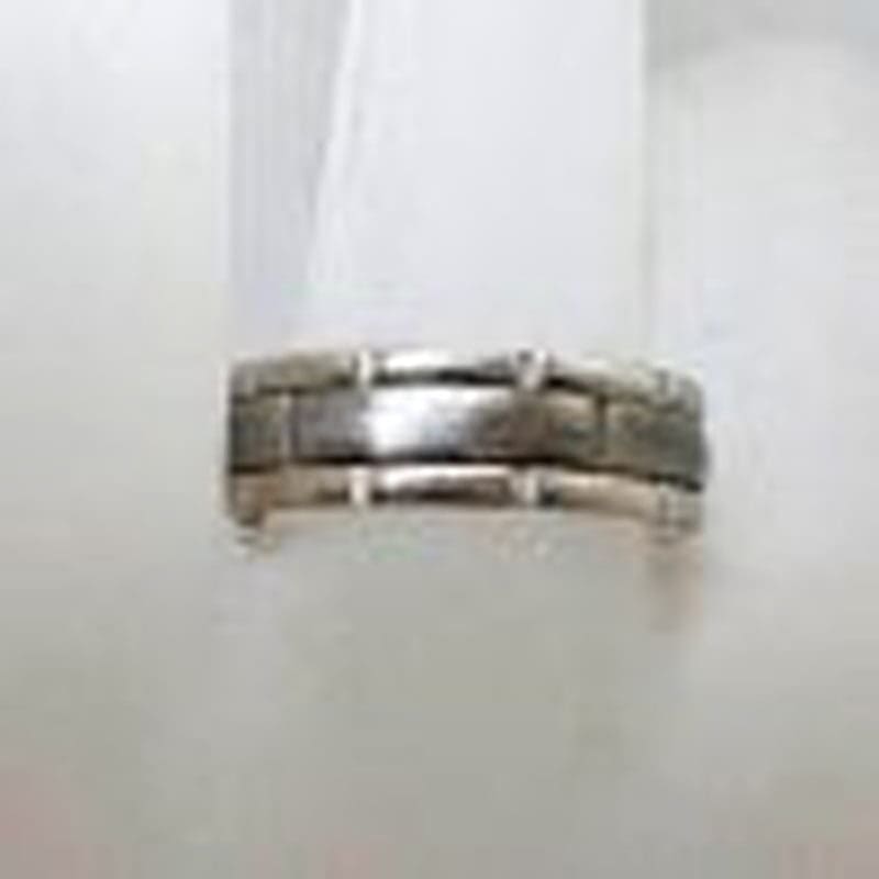 9ct White Gold With Titanium Wedding Band Ring - Gents / Ladies