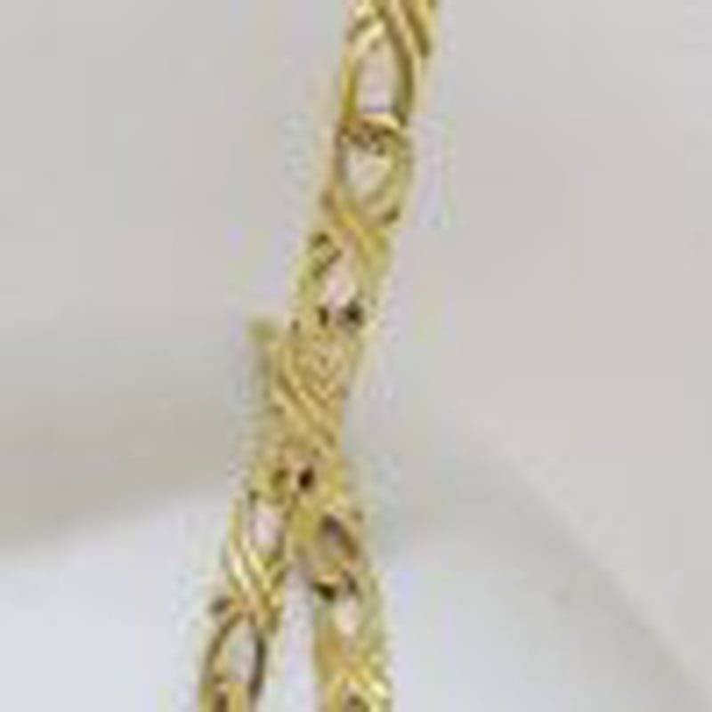 9ct Yellow Gold Long Unusual and Beautiful Twist Link Bracelet