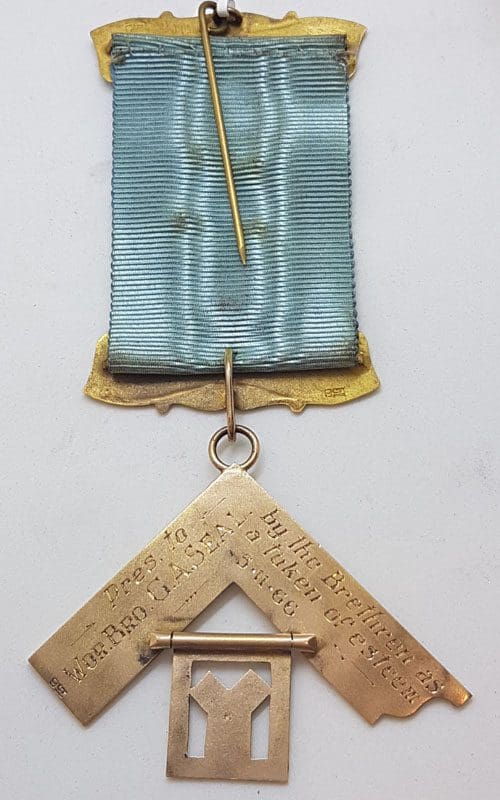 9ct Yellow Gold Freemason Jewel / Masonic Medal - Freemasons Lodge S.F. St. Oswald 442 - with Blue Ribbon - Antique / Vintage