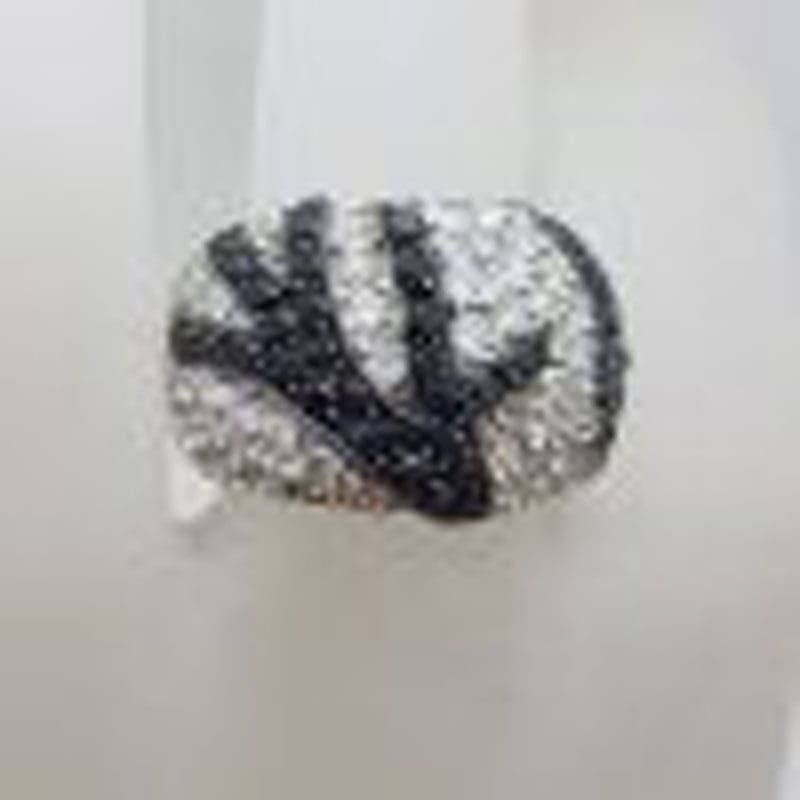 Sterling Silver Wide Rounded Black and Clear Cubic Zirconia Ring with Unique Pattern