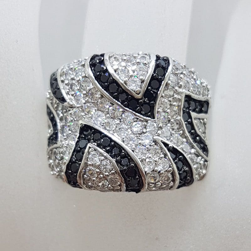 Sterling Silver Very Wide Black and Clear Cubic Zirconia Ring with Stunning Pattern