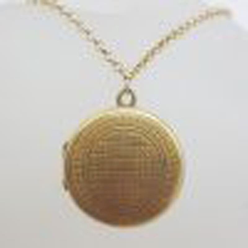9ct Yellow Gold Round Locket with Pattern on Gold Chain - Antique / Vintage